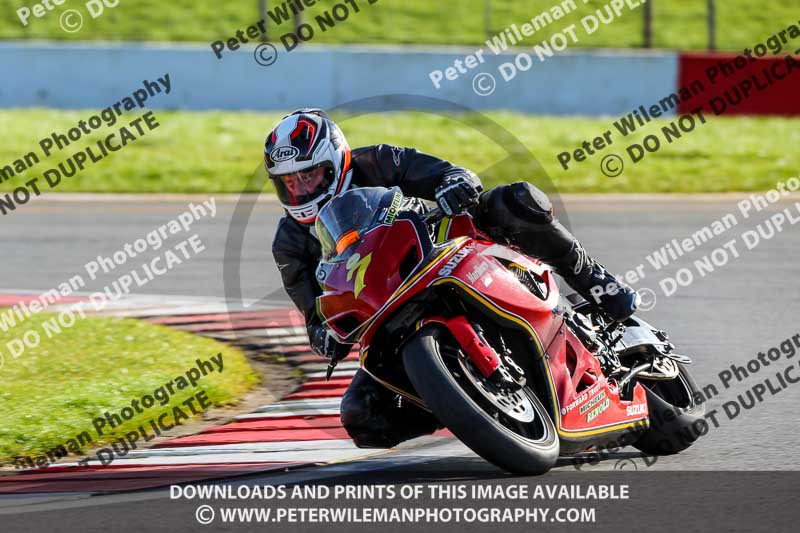 donington no limits trackday;donington park photographs;donington trackday photographs;no limits trackdays;peter wileman photography;trackday digital images;trackday photos